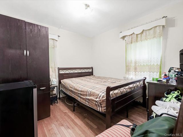 13320 234 Street, Rosedale, NY 11422