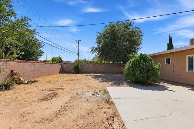 38726 Sumac, Palmdale, CA 93550