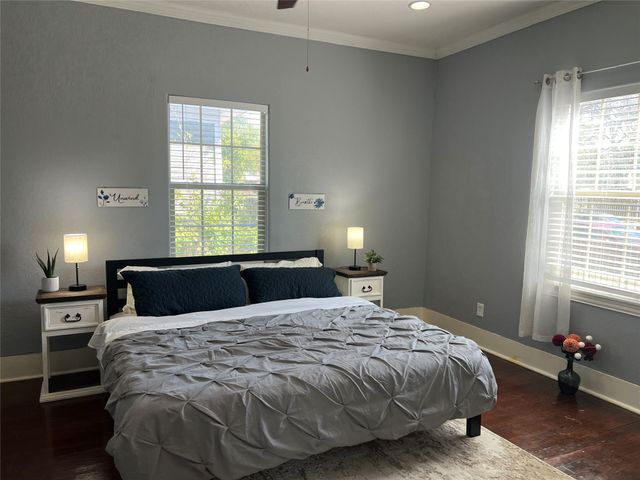 3227 Avenue I, Fort Worth, TX 76105