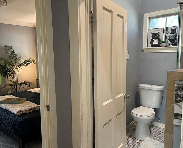 3227 Avenue I, Fort Worth, TX 76105