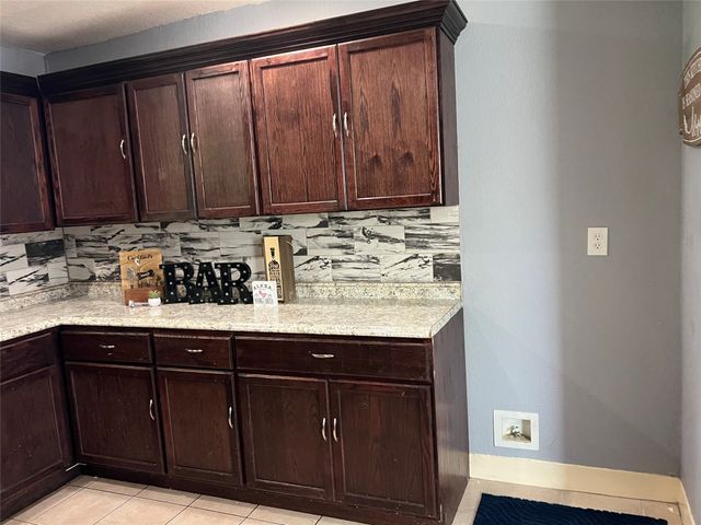 3227 Avenue I, Fort Worth, TX 76105