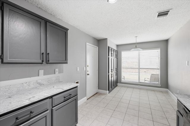 2909 Menlo Park Lane, Carrollton, TX 75007