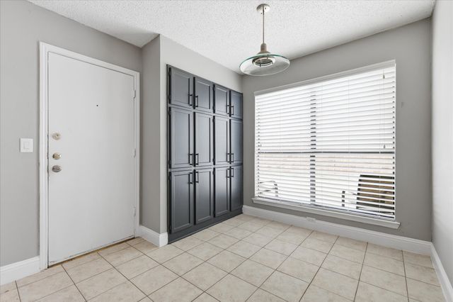 2909 Menlo Park Lane, Carrollton, TX 75007