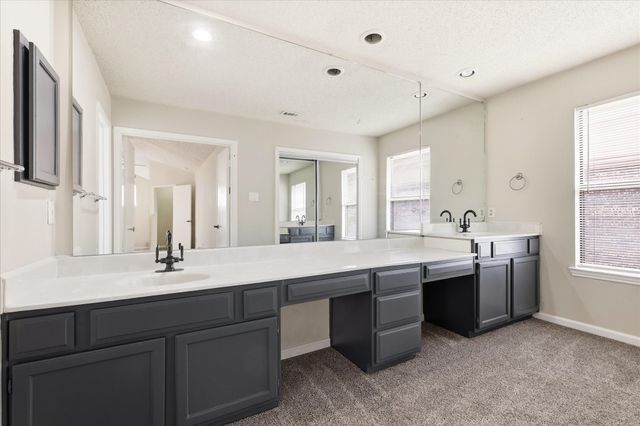 2909 Menlo Park Lane, Carrollton, TX 75007