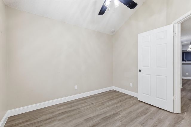 2909 Menlo Park Lane, Carrollton, TX 75007