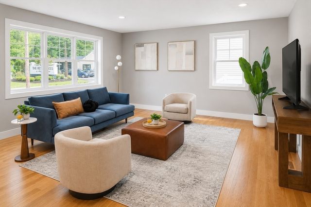 813 Main St 2, Tewksbury, MA 01876