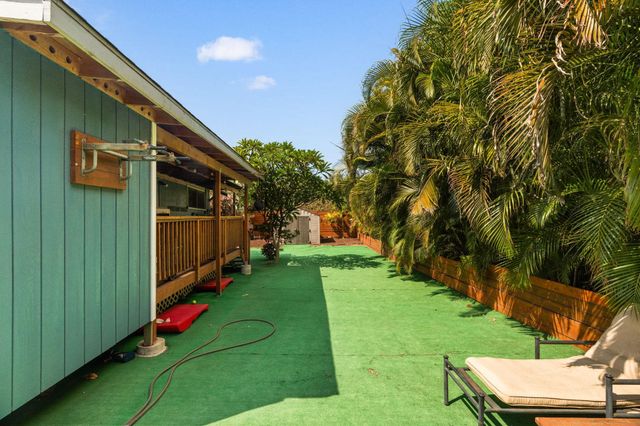 27 Nanialii Pl, Kihei, HI 96753