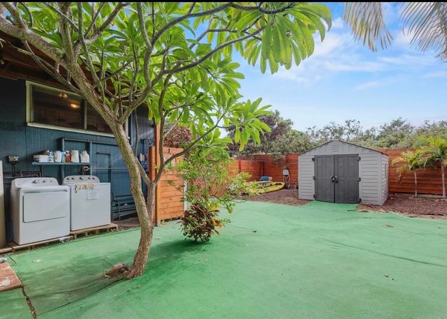 27 Nanialii Pl, Kihei, HI 96753
