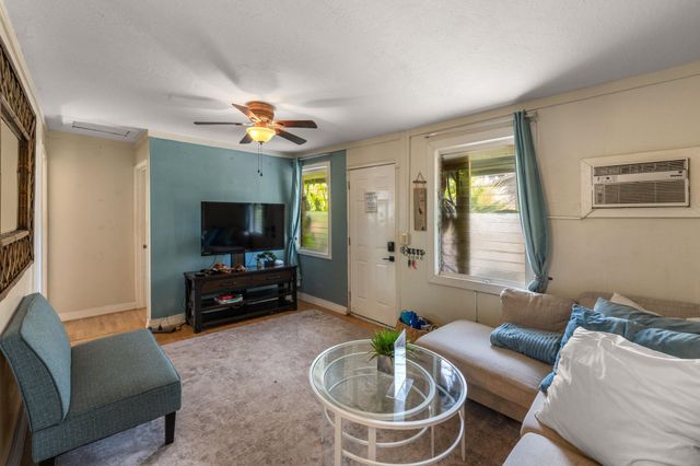 27 Nanialii Pl, Kihei, HI 96753