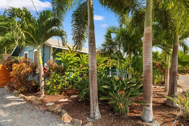 27 Nanialii Pl, Kihei, HI 96753