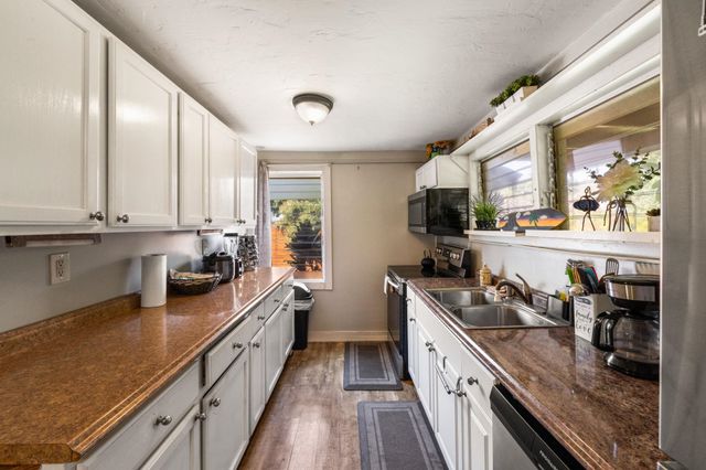 27 Nanialii Pl, Kihei, HI 96753