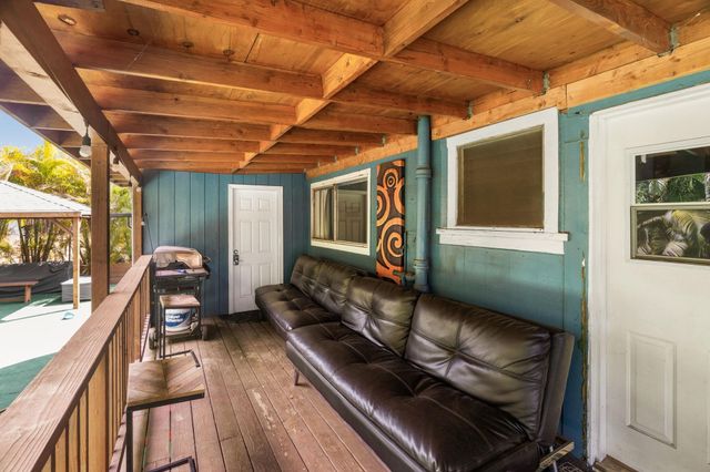 27 Nanialii Pl, Kihei, HI 96753