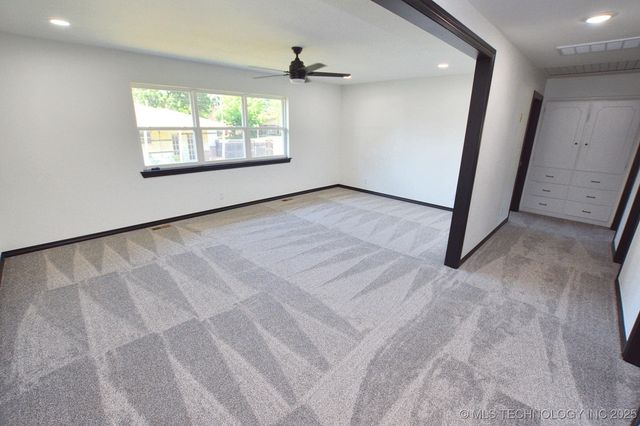 717 N Oklahoma Avenue, Tahlequah, OK 74464