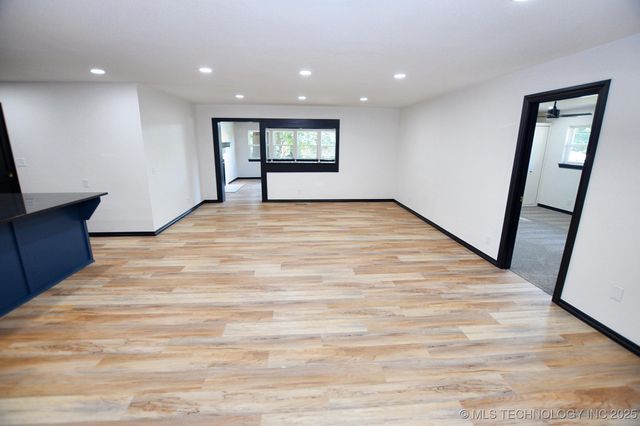 717 N Oklahoma Avenue, Tahlequah, OK 74464