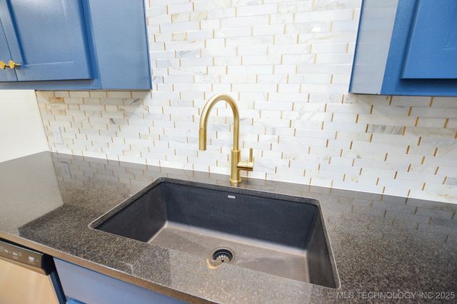 717 N Oklahoma Avenue, Tahlequah, OK 74464