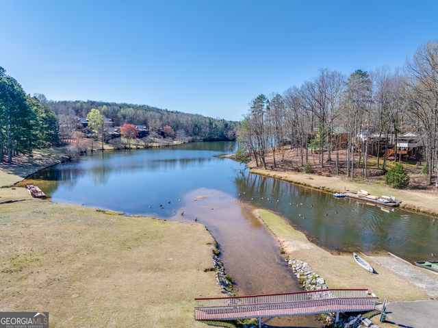 4 Evergreen Trail B-22, Cleveland, GA 30528