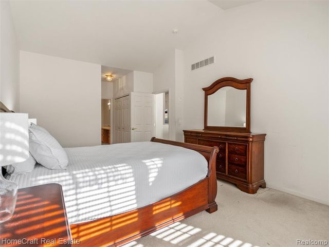 2342 Lexington Circle 71, Canton, MI 48188