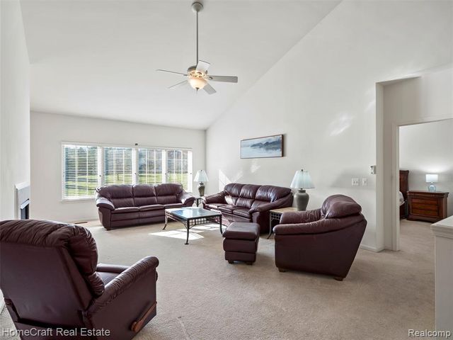 2342 Lexington Circle 71, Canton, MI 48188