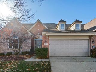 2342 Lexington Circle 71, Canton, MI 48188