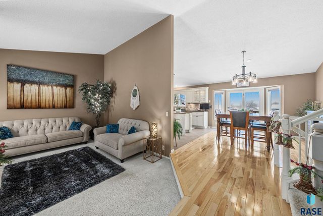 5500 S Andrea Ave Avenue, Sioux Falls, SD 57108