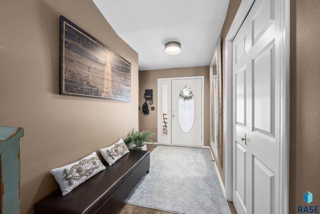 5500 S Andrea Ave Avenue, Sioux Falls, SD 57108