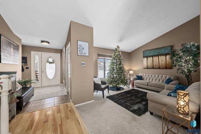 5500 S Andrea Ave Avenue, Sioux Falls, SD 57108