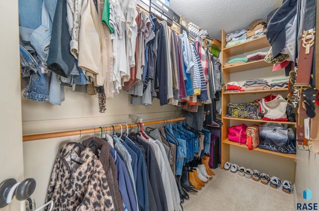 5500 S Andrea Ave Avenue, Sioux Falls, SD 57108