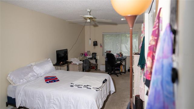 150 STAFFORD CIRCLE, Palm Harbor, FL 34684