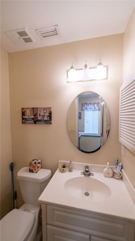 150 STAFFORD CIRCLE, Palm Harbor, FL 34684