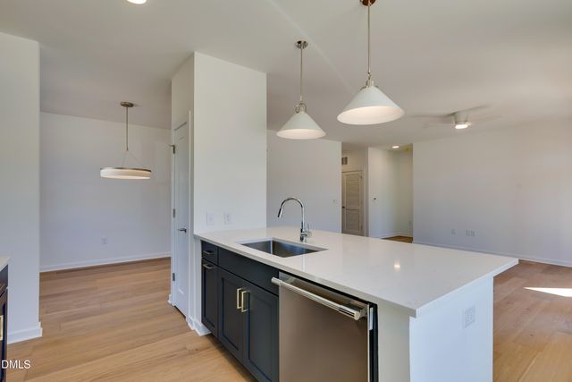 400 Blackwell Drive 406, Chapel Hill, NC 27514