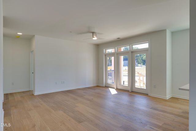 400 Blackwell Drive 406, Chapel Hill, NC 27514