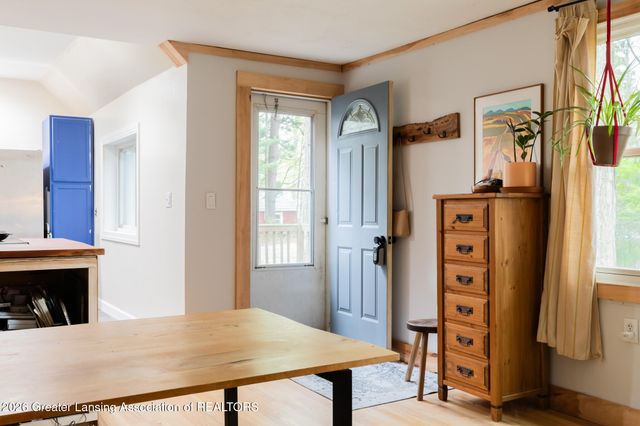 4410 Harding Avenue, Holt, MI 48842