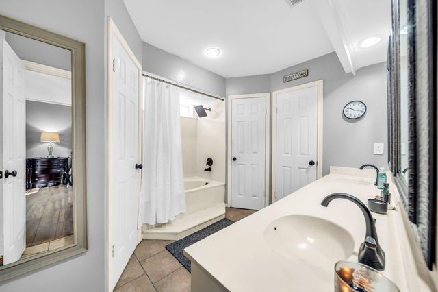 15215 River Park Drive, Houston, TX 77070