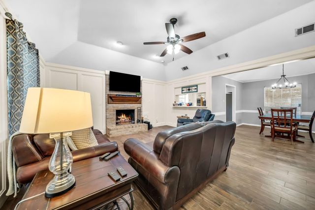 15215 River Park Drive, Houston, TX 77070