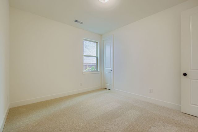 828 Trailing Vine Road, Lavon, TX 75166