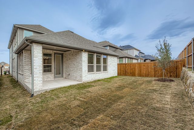 828 Trailing Vine Road, Lavon, TX 75166