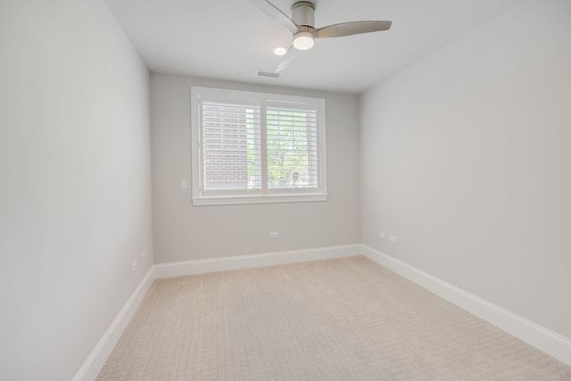 514 Hillgrove Avenue 202, Western Springs, IL 60558