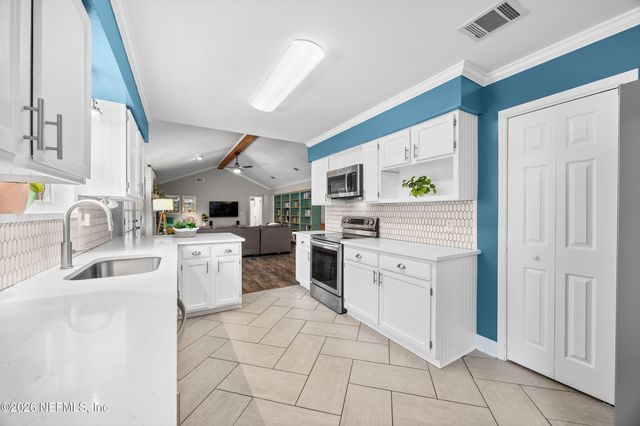 1683 RIVERGATE Trail, Jacksonville, FL 32223