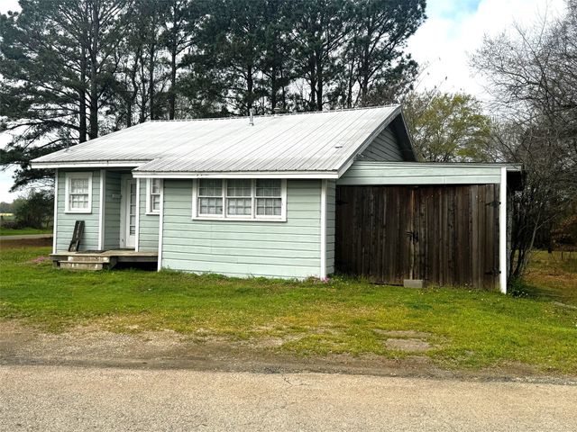 2108 CR 4110, Pittsburg, TX 75686