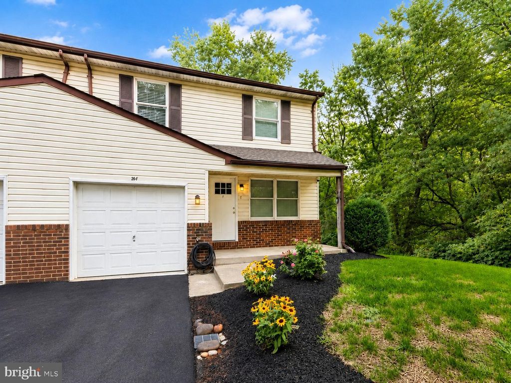 26 BOWLING GREEN AVE #UNIT 6 (F), MORRISVILLE, PA 19067 — exterior
