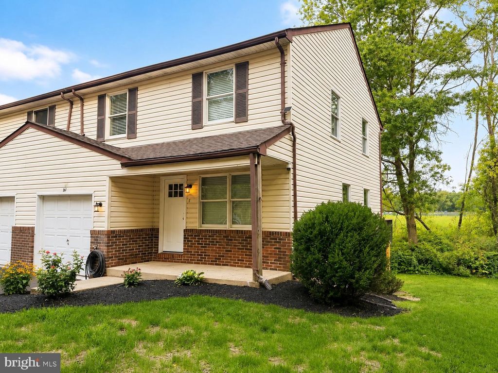 26 BOWLING GREEN AVE #UNIT 6 (F), MORRISVILLE, PA 19067 — photo 3