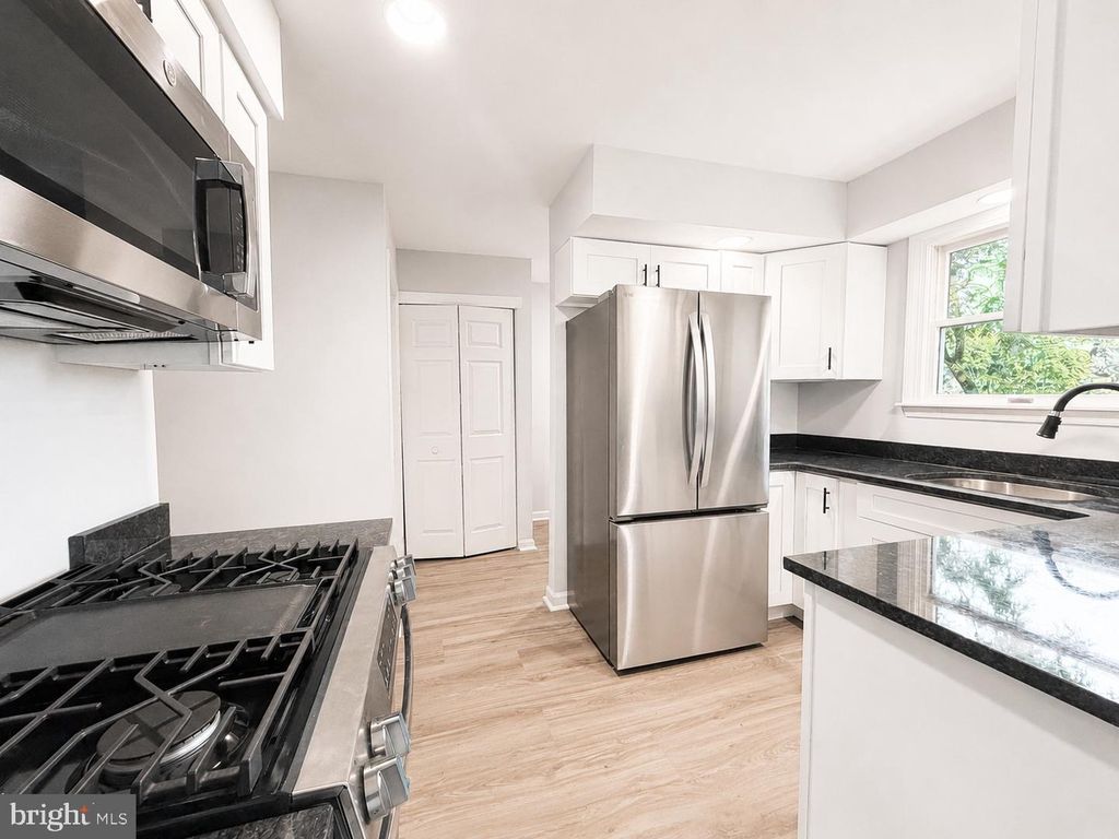 26 BOWLING GREEN AVE #UNIT 6 (F), MORRISVILLE, PA 19067 — photo 4