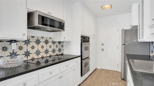 10725 Ohio Avenue 301, Los Angeles, CA 90024