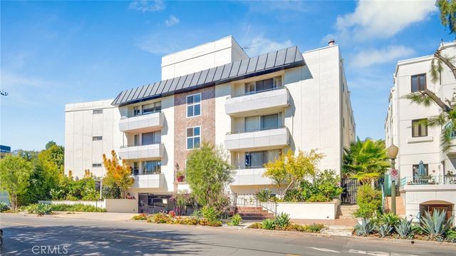 10725 Ohio Avenue 301, Los Angeles, CA 90024