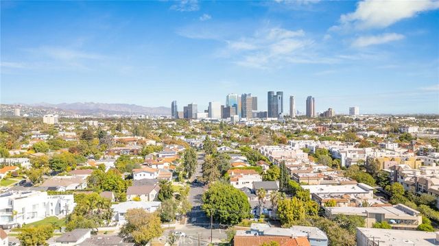 10725 Ohio Avenue 301, Los Angeles, CA 90024