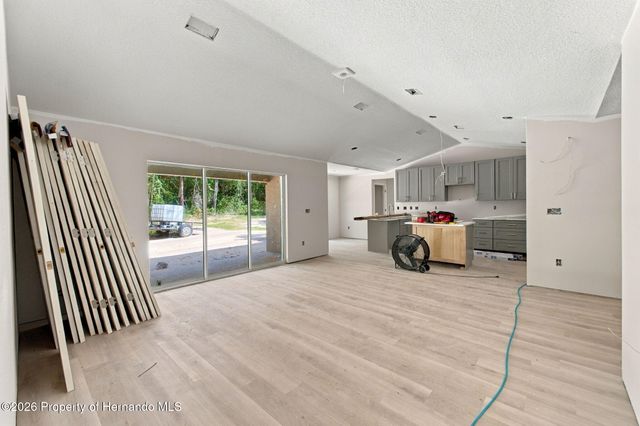 13304 Canada Goose Road, Weeki Wachee, FL 34614