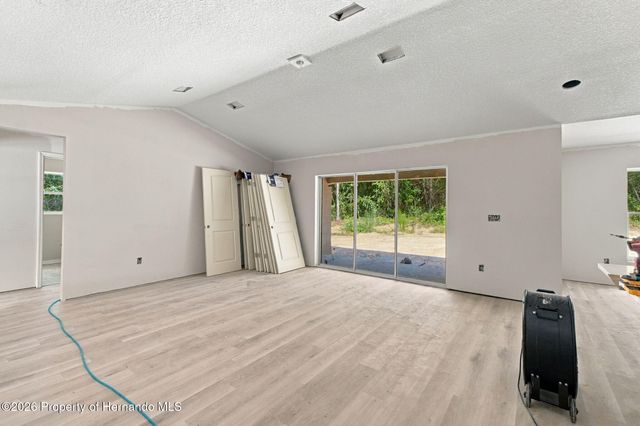 13304 Canada Goose Road, Weeki Wachee, FL 34614