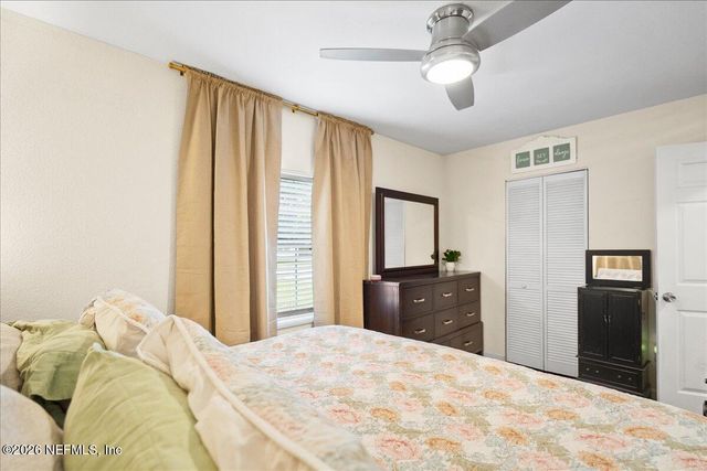 9823 EVE Drive N, Jacksonville, FL 32246