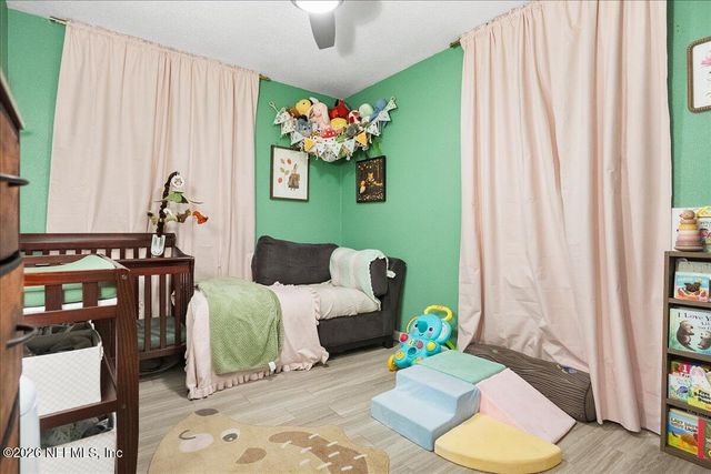 9823 EVE Drive N, Jacksonville, FL 32246