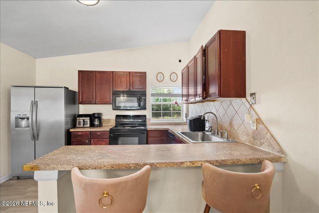 9823 EVE Drive N, Jacksonville, FL 32246